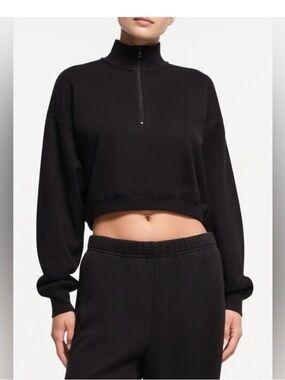 SKIMS SET - Black Crop Half-Zip Sweatshirt, shorts and tank set - Women